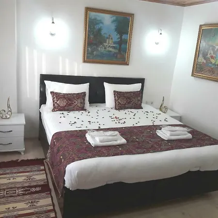 Golden Life اسطنبول