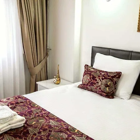 Golden Life اسطنبول