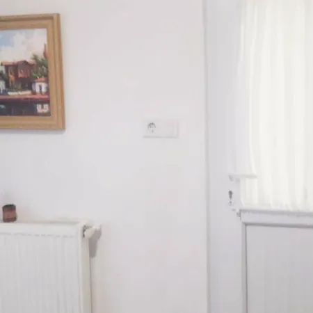 شقة فندقية Golden Life 3*